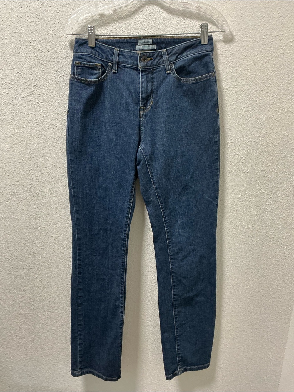 L.L. Bean Women's size 4 medium tall classic fit medium stretch denim jeans
